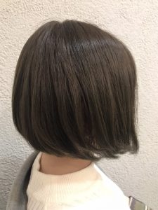 ((カーキベージュ*))