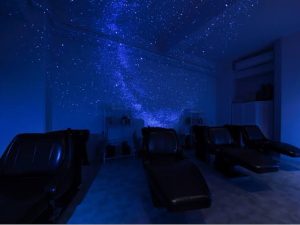 プラネタリウムの中で、、、