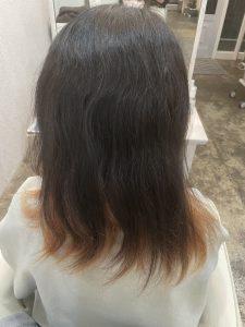 ショートインナーカラーホワイトシルバー